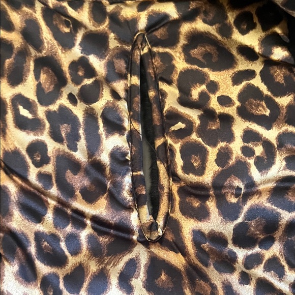 Elegant White House Black Market Black Faux Fur Wrap with Leopard Print - Picture 3 of 7